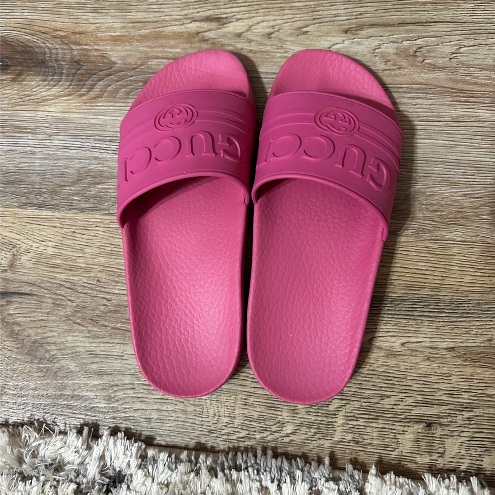 Gucci slides
